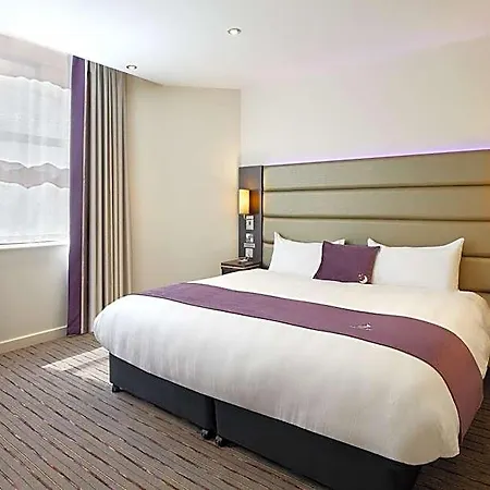 Premier North Docklands Hotel 3*