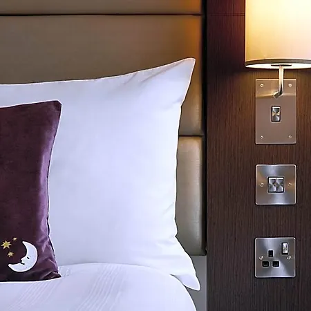 Premier North Docklands Hotel
