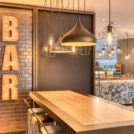 Premier North Docklands Ξενοδοχείο 3*