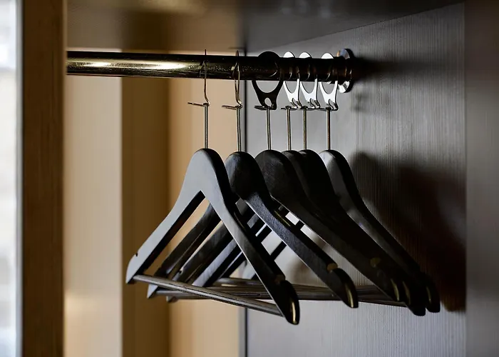 Premier North Docklands 3*